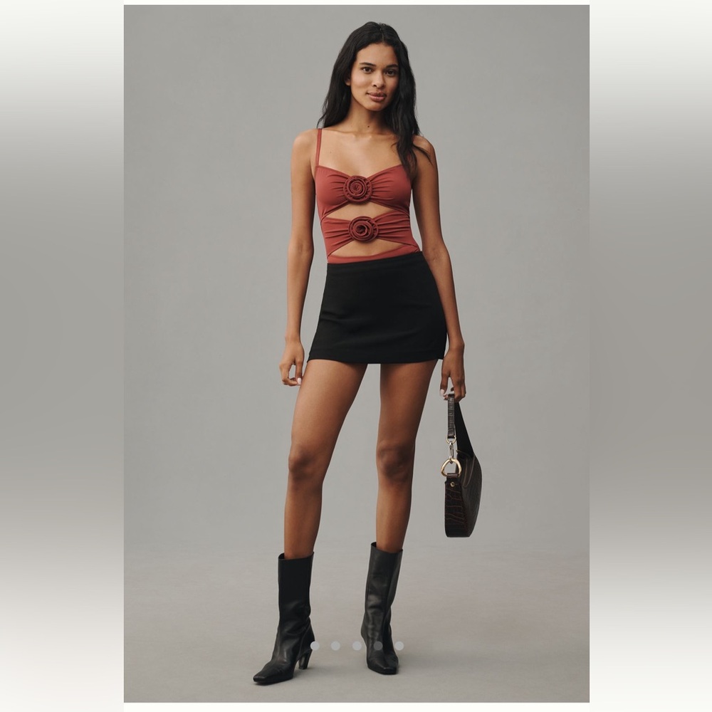 Anthropologie Bodysuit, size L.  Two Rosebuds in front, NWT, . Rust color